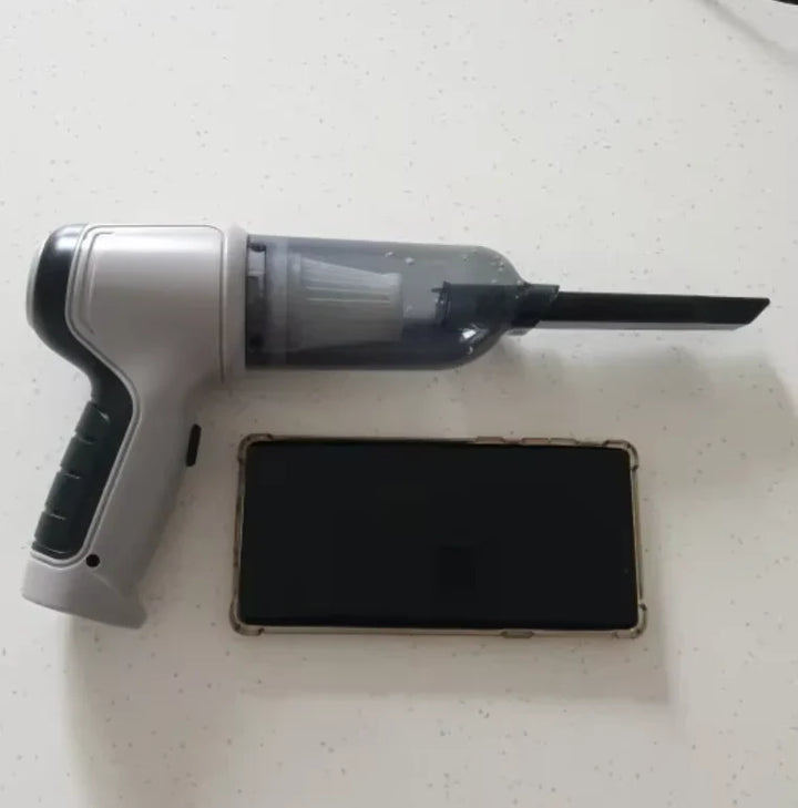 Review by Finn Fischer